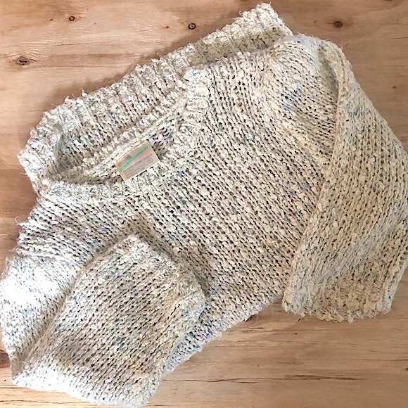 80s Vintage Puff Shoulder Sweater Pastel Cream S - Picture 3 of 5